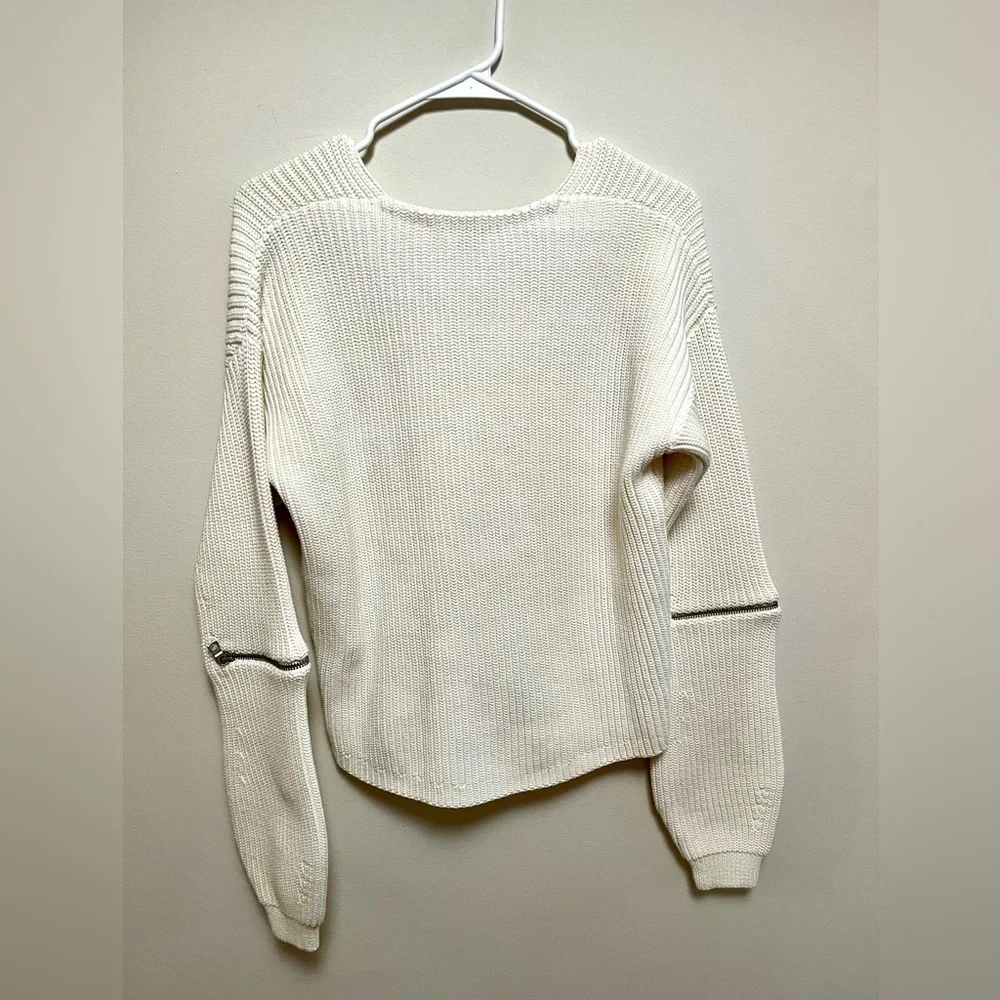 Armani Exchange Cream Knit Pullover Sweater size Small